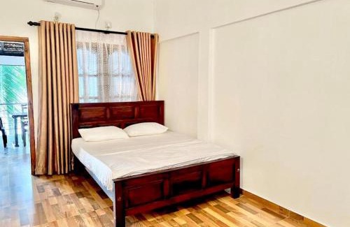 Manmunai North Hotel | Lagoon Breeze Resort