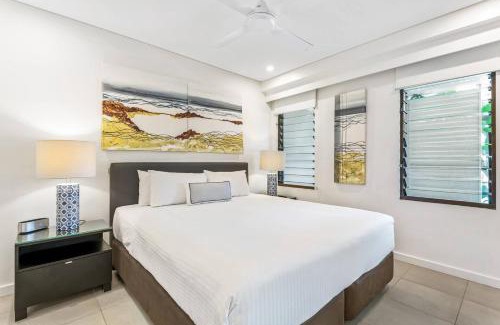 Port Douglas Apartment | Lagoon Breeze Swim-out Temple Resort Stay
