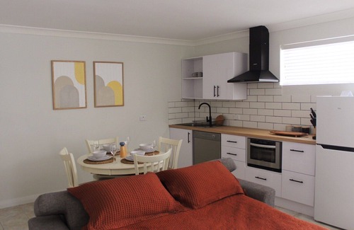 Yanchep Apartment | Lagoon Guesthouse