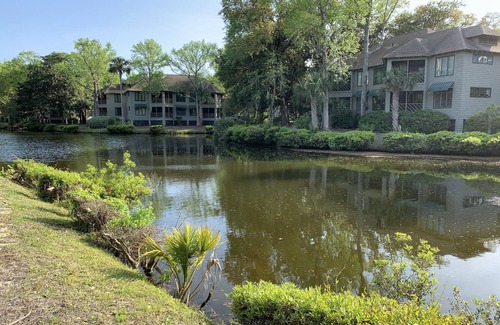 Kiawah Island Villa | Lagoon view villa with office, easy walk to beach!