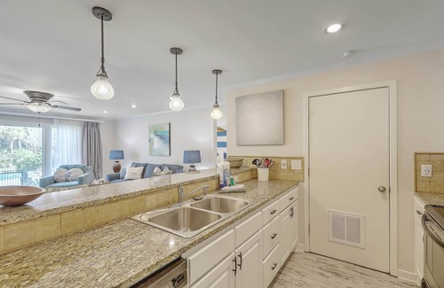 Isle of Palms Villa | Lagoon Villa 9 - Superb Villa! Pool! Beach Access!