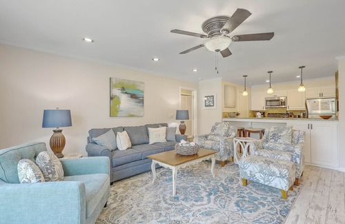 Isle of Palms Villa | Lagoon Villa 9 - Superb Villa! Pool! Beach Access!