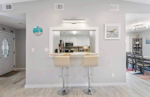 Ono Island House | Lagoona Vista Poolside Paradise