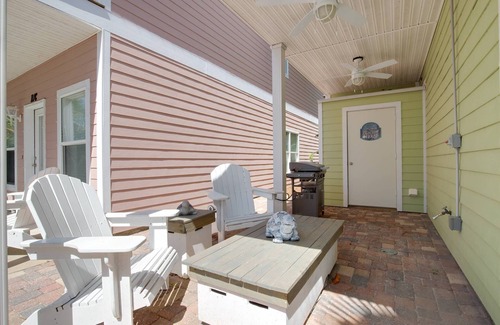 Laguna Beach Estates House | Laguna Beach PCB 5/3, STEPS TO THE BEACH-5 STAR RENTAL- CONVENIENT TO EVERYTHING