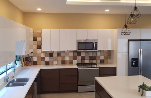 Laguna Shores House | Laguna Shore Thing, modern beach house w/private pool, resort, sleeps 20
