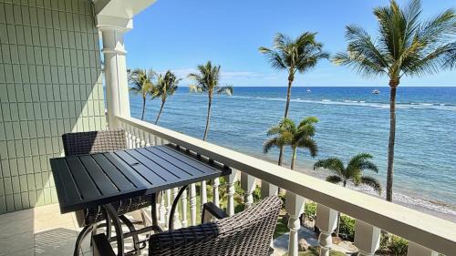 Historic Lahaina Front Street Apartment | Lahaina Shores Oceanfront Studio