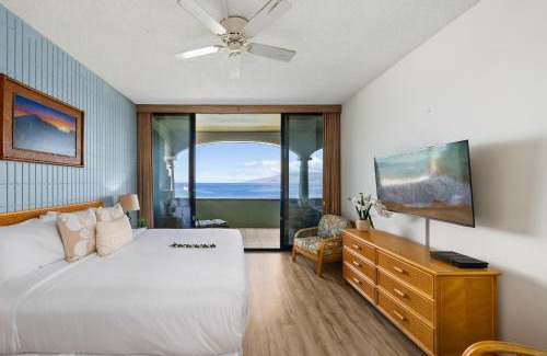 Historic Lahaina Front Street House | Lahaina Shores PH1 · LS PH1 Oceanfront Penthouse Condo w Panoram