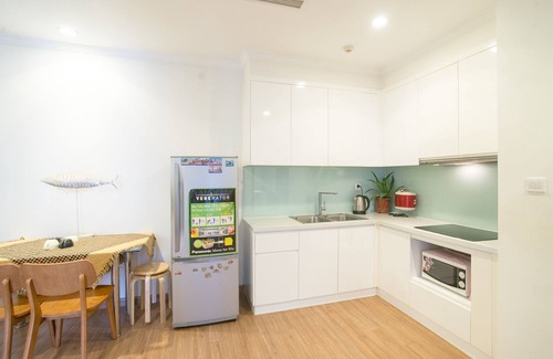 Hoang Mai Apartment | LaHanoi - Park Hill Apartment with Balcony (Times City)