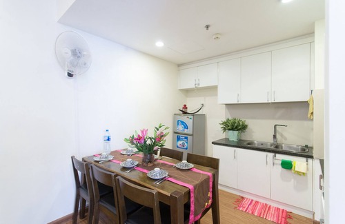 Hoang Mai Apartment | LaHanoi - Times City Apartment with Balcony