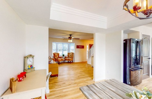 Indianapolis House | Laid-Back Indy Home with Patio, Grill, Firepit Area, Smart TVs - Dog-Friendly