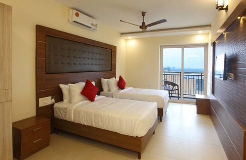 Edapalli Hotel | Laimar Suites
