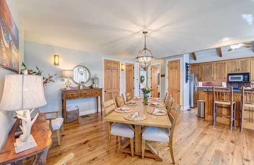 Lake Toxaway House | Lake Access + On-Site Creek: Lake Toxaway Home!