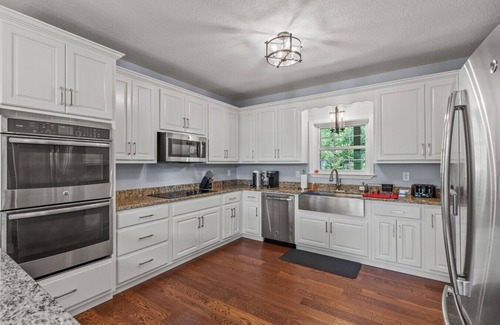Cullowhee House | Lake access with mountain views!