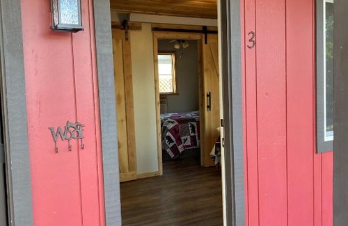 Chester Hotel | Lake Almanor Lodge
