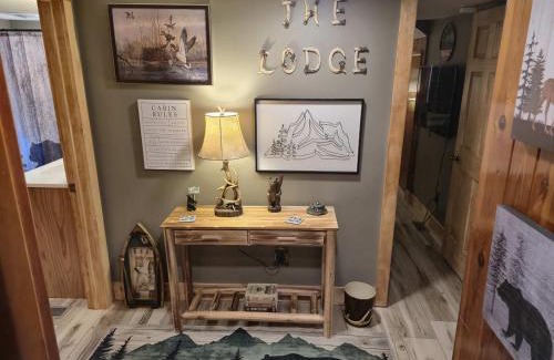 Portage House | Lake and Lodge By KZOOBNB family