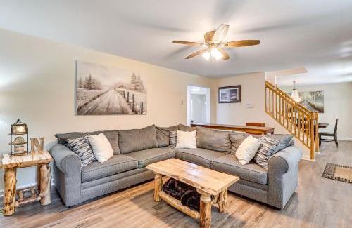 Albrightsville House | Lake and Pool Access Albrightsville Home with Porch!