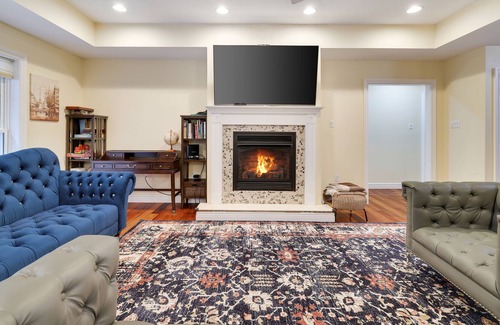 Thornhurst House | Lake Arrowhead Retreat: 3BR/2BA Home with Pool and Lake Access