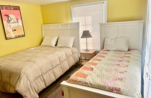 The Pines House | Lake avenue 21