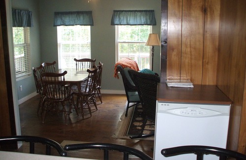 Cadiz House | Lake Barkley Waterfront with Private Covered Dock