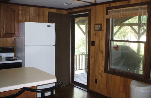 Cadiz House | Lake Barkley Waterfront with Private Covered Dock