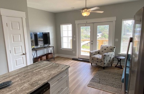 Carrabelle House | LAKE, BEACH, MARINA, FISHING, NATURE HIKING, THIS HOME HAS IT ALL!