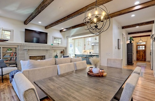 Clayton Cottage | Lake Burton - Timpson Cove Luxury Cottage