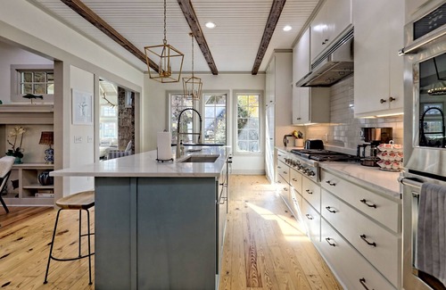 Clayton Cottage | Lake Burton - Timpson Cove Luxury Cottage