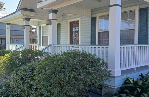 Lake Charles House | LAKE CALCASIEU, BIG LAKE, HEBERT'S LANDING, 3-bedroom house in LAKE CHARLES LA