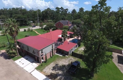 Lake Charles House | Lake Charles #1 Rental located close to everything. Casino's/mall/restaurants.