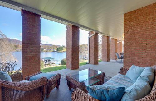 Hayesville Apartment | Lake Chatuge Apt with Boat Dock in Hayesville!