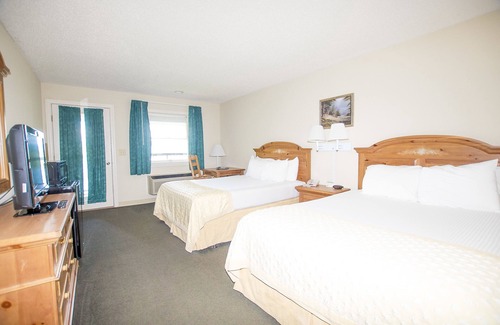 Hiawassee Hotel | Lake Chatuge Lodge