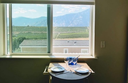 Manson Apartment | Lake Chelan/Manson Studio #1 w/valley & mtn views
