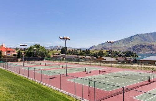 Chelan Apartment | Lake Chelan Shores: Lakeside Luxury #19-5