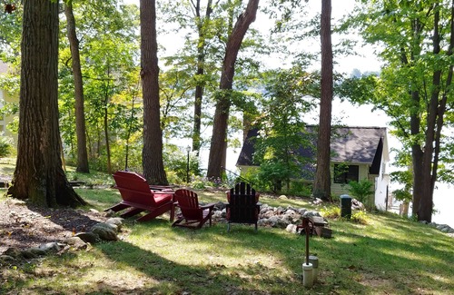 Leesburg Cottage | Lake Cottage with amazing sunset view on Lake Tippecanoe