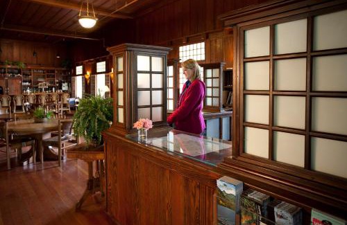 Port Angeles Cabin | Lake Crescent Lodge