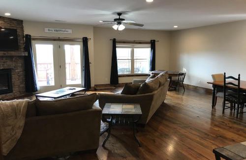 Andersonville House | Lake Dreams