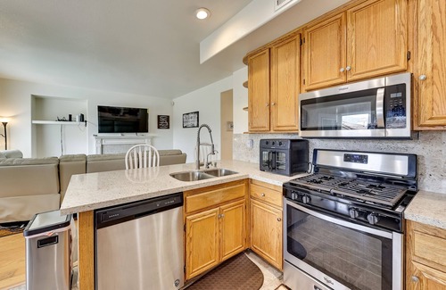Lake Elsinore House | Lake Elsinore Vacation Rental ~ 4 Mi to the Lake!