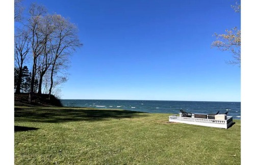 Westfield House | Lake Erie Sunset Getaway