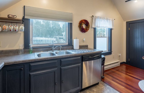 Saranac Lake Apartment | Lake Flower Views