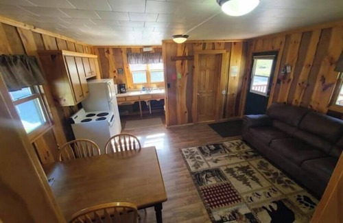 Phillips Cabin | Lake Front Cabin The Duck Shack