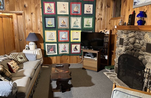 Center Lovell Cabin | Lake Front Camp with Mountain a view
