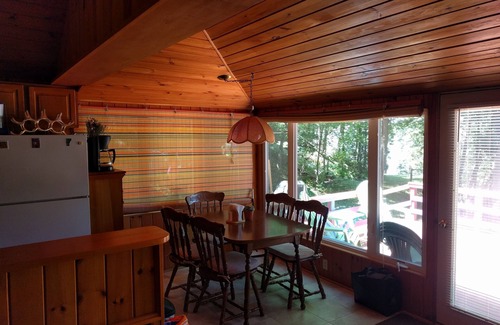 North Ferrisburgh Cottage | Lake front cottage, Long Point community, North Ferrisburgh, Vermont