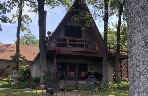 Eustace House | Lake front Home Cedar Creek, TX