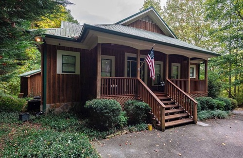 Westminster House | Lake Front Home near Mountains "Hartwell Haven"