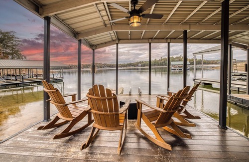 Blue Ridge Cabin | Lake Front Luxury Pool Hot tub Movie Theater Gym