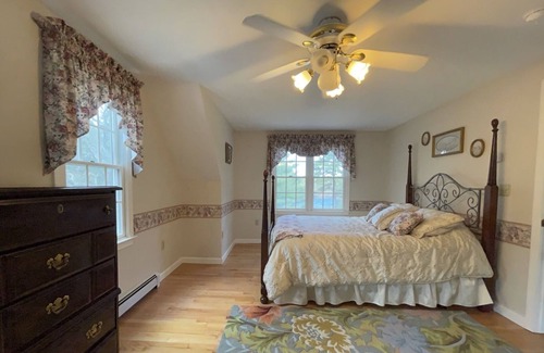 West Wareham House | Lake Front Property, Close to Cape Cod!