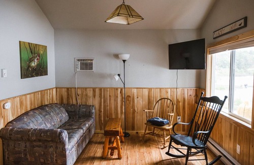 Park Rapids Cabin | Lake front relaxation, swim, kayak fish, play!