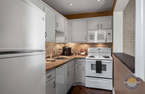 Lake Geneva Condo | Lake Geneva Summer Escape Pool, Patio & Lake Views