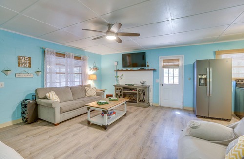 Delta Cabin | Lake Gerald Cabin Rental w/Boat Dock & Grill!