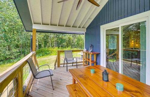 Rockwell House | Lake Hamilton Retreat with Kayaks and Spacious Yard!